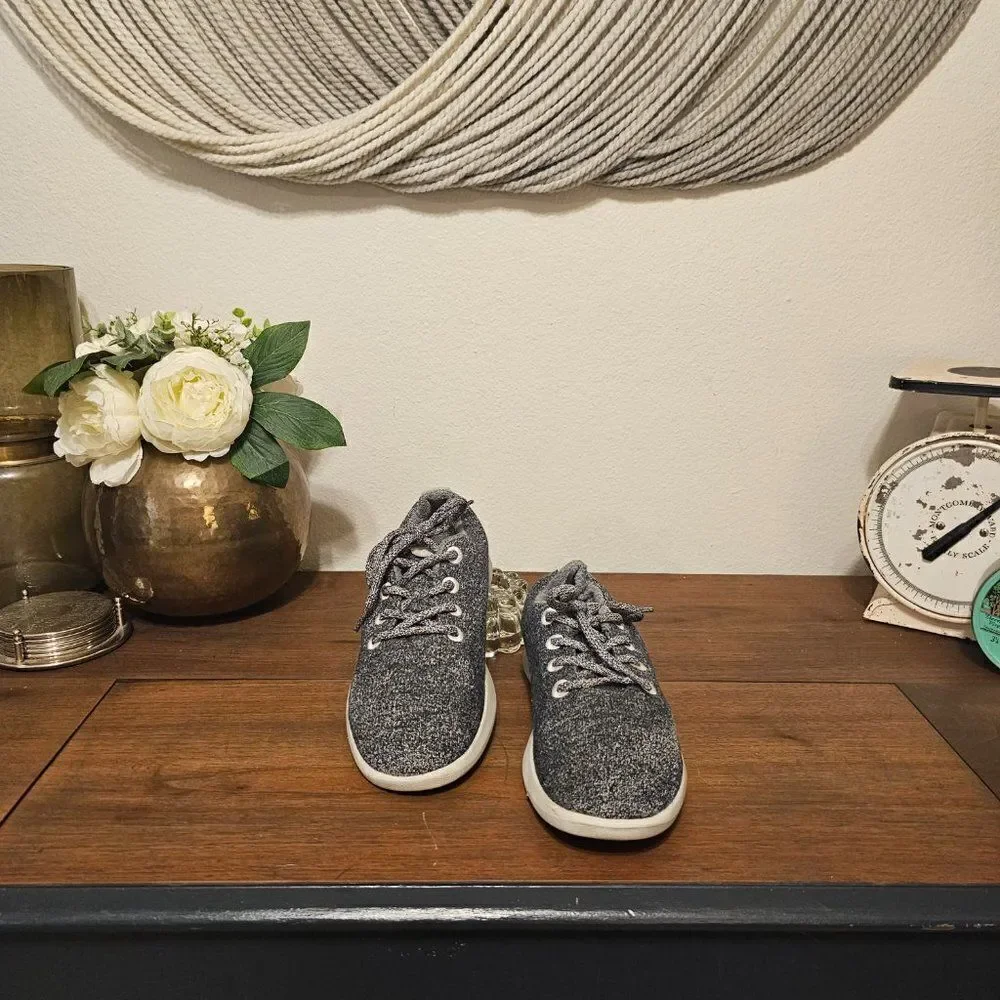Allbirds Wool Runners in Heathered Grey Sz 9